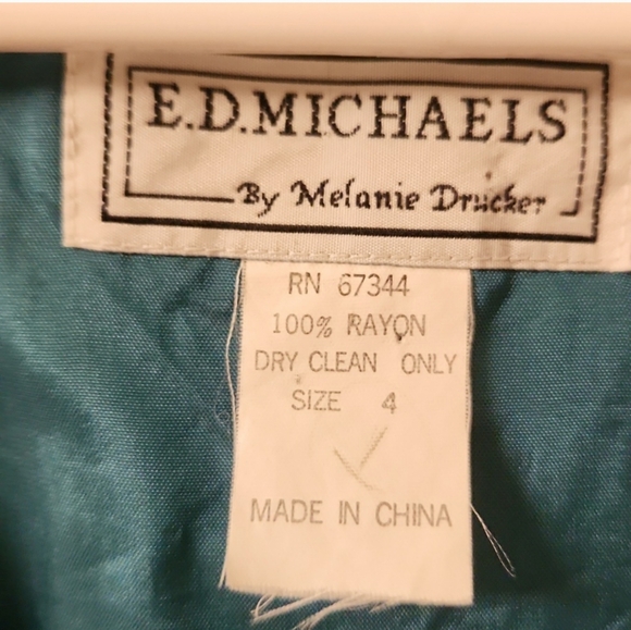 E.D MICHAELS Vest size 4 rayon - Picture 4 of 4